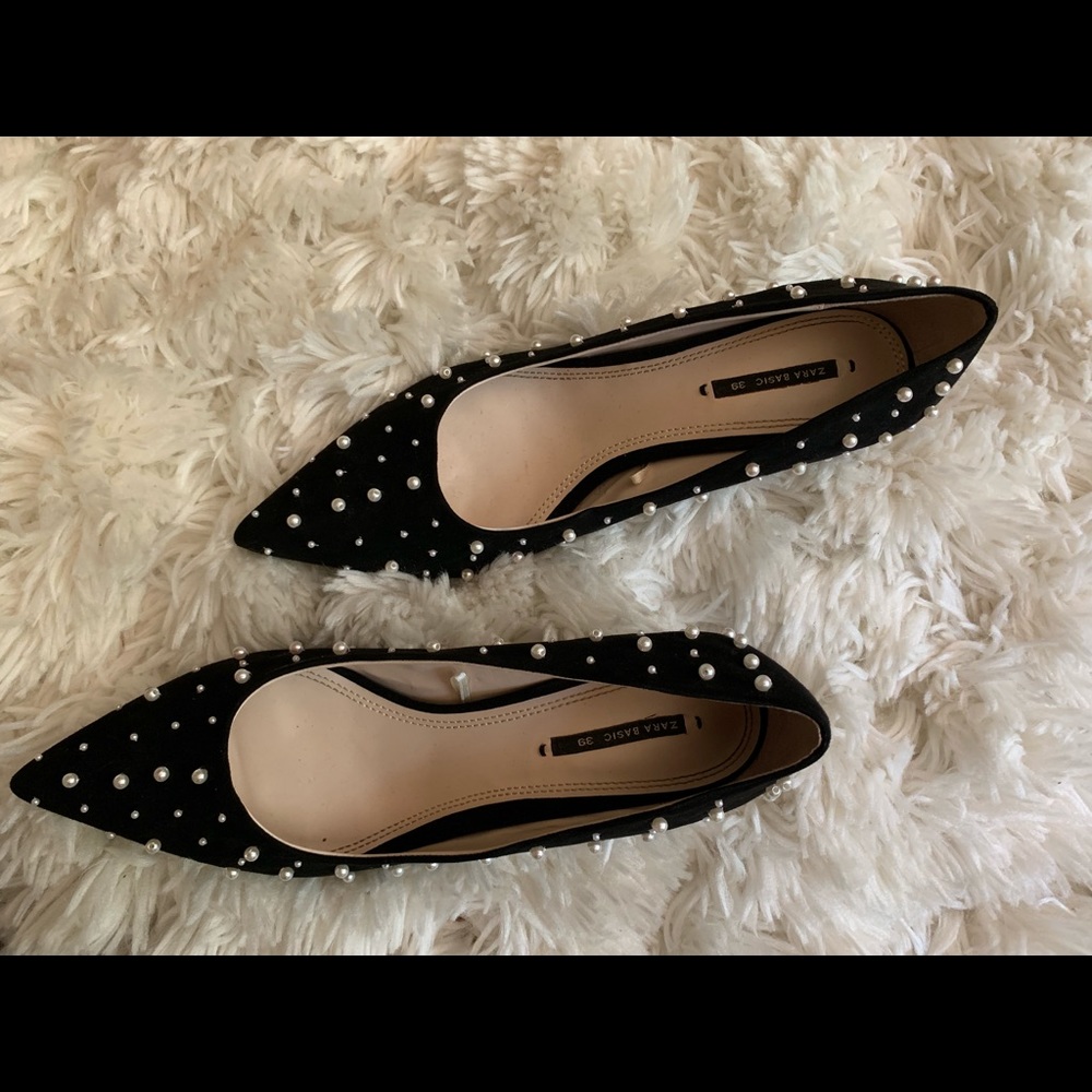 Zara Black Pearl-Studded Pointed Toe Kitten Heels - Picture 4 of 5